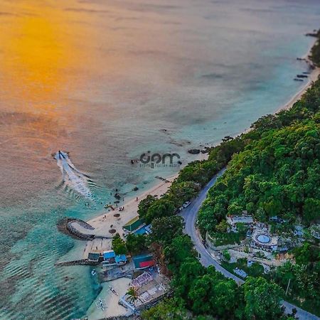 Lonos Circle Terrace View Hotel Romblon Buitenkant foto
